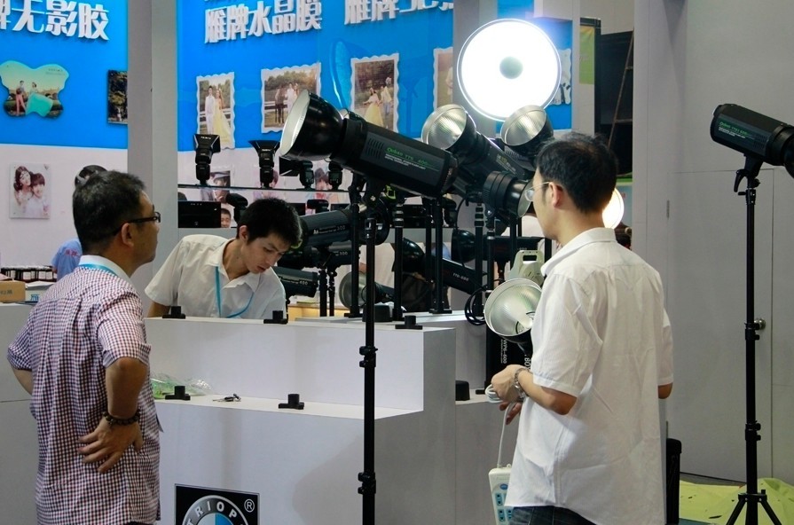 2013年中国（武汉）婚纱摄影器材博览会暨儿童摄影主题摄影相册相框展览会即将开幕 