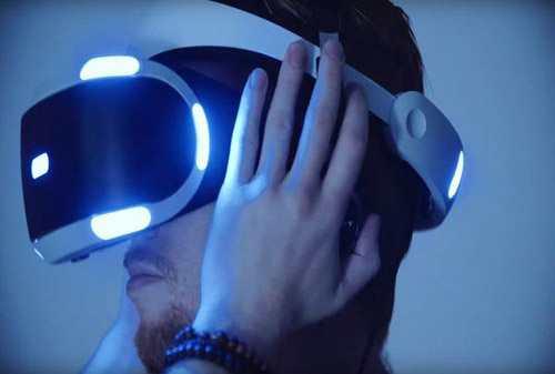 索尼虚拟现实游戏头盔