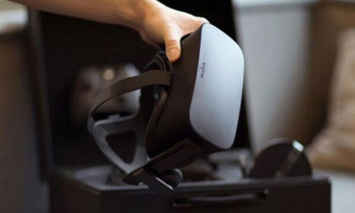 虚拟现实设备oculus rif