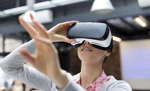 行业分析：VR/AR一体机未来的发展趋势