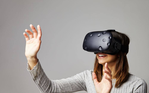 分析女性群体对推动VR市场发展的重要作用