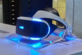 索尼虚拟现实VR游戏头盔将走向无线化道路