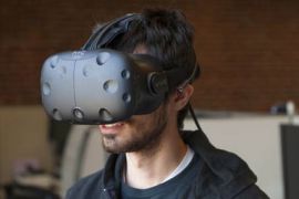 虚拟现实VR头显降温 手机AR受热捧