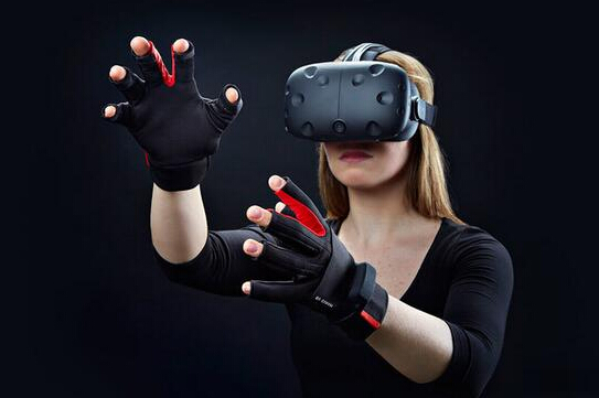 Manus VR手套：让我们“触碰”虚拟世界