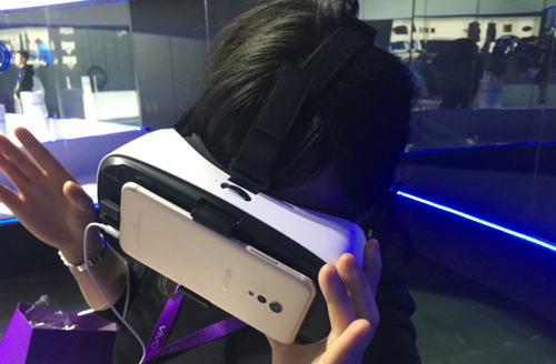 最新VR眼镜