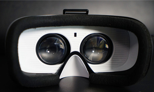 VR眼镜暴风魔镜
