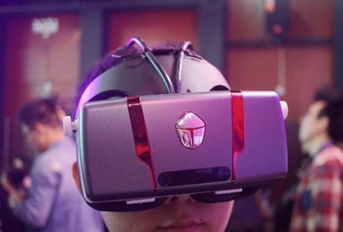 虚拟现实头盔多少钱