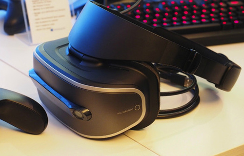 微软VR眼镜