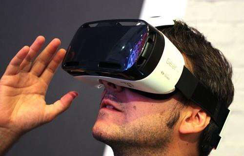 Gear VR虚拟现实头盔