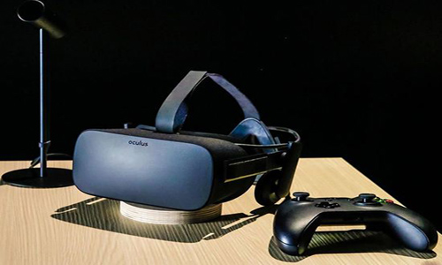 Oculus推出了新款VR眼镜套装