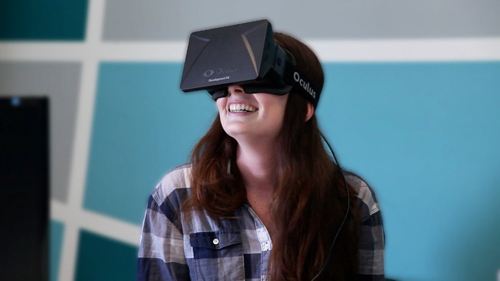 Oculus虚拟现实头盔游戏