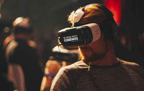 虚拟现实头盔VR电影