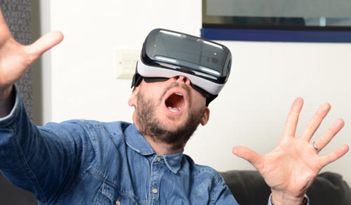虚拟现实头盔VR眩晕症