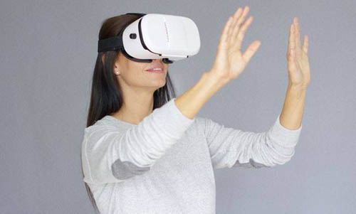 VR头盔虚拟现实体验