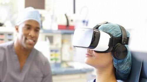 为缓解病人压力SONIFI和VR公司合作打造娱乐系统
