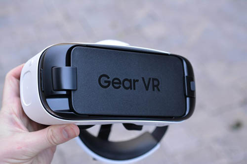 据Oculus硬件调查显示三星Gear VR控制器受冷落