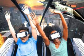 VR帮你开游乐场 体验惊险刺激的游乐设施