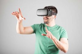 惠普与DiSTI公司合作研发企业级无线VR培训